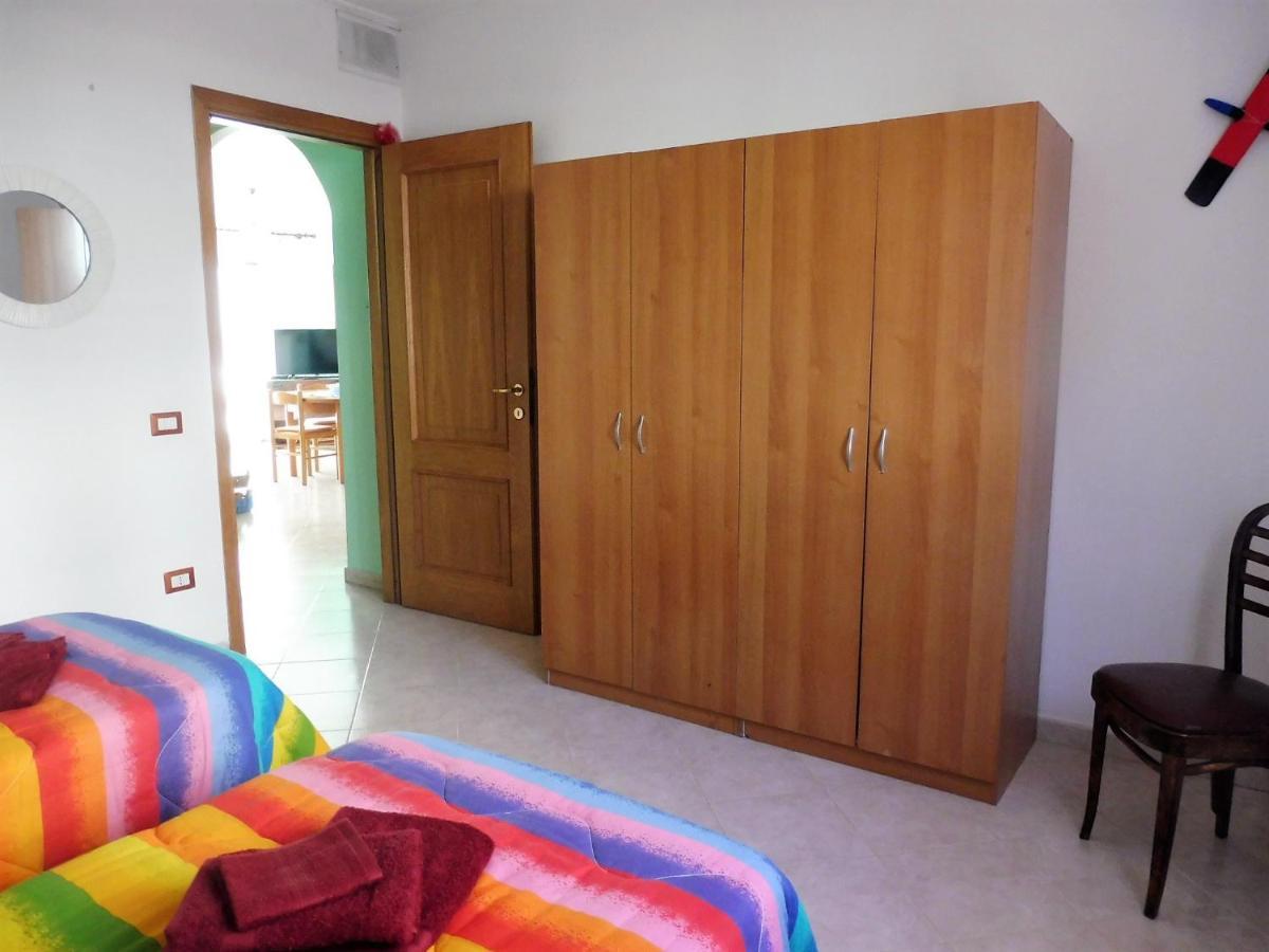 Casa Miriam - Appartamenti Vacanze Villaputzu Exterior foto